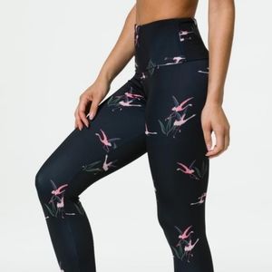 Onzie Flaming legging